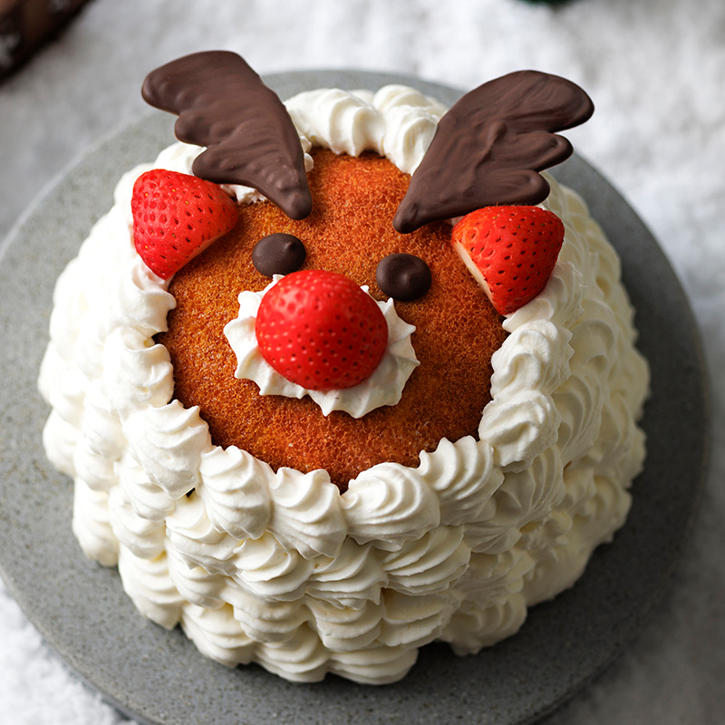 トナカイのドームケーキ